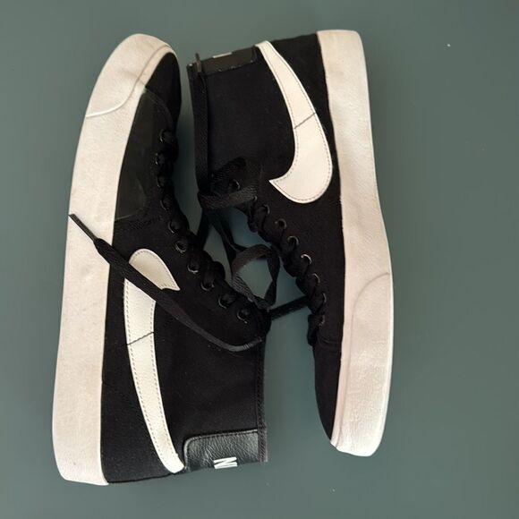 NIKE SB Blazer Court Mid Black & White Men\'s 10 main image 10